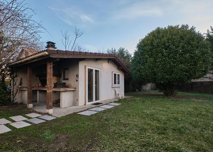 Maisonnette Grenobloise Cosy Эбенс