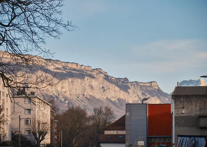 Maisonnette Grenobloise Cosy Эбенс