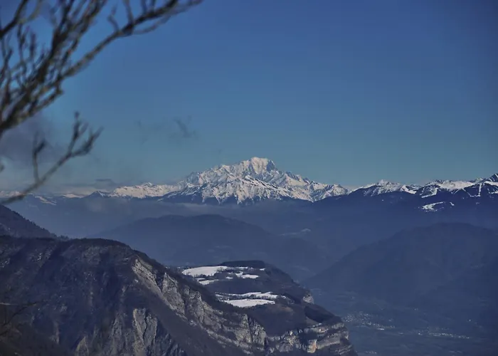 Maisonnette Grenobloise Cosy Эбенс